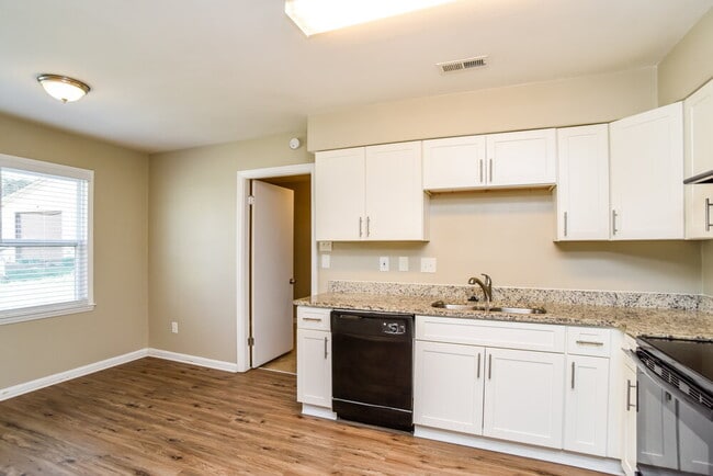 Building Photo - 6216 Bonnybrook Ln