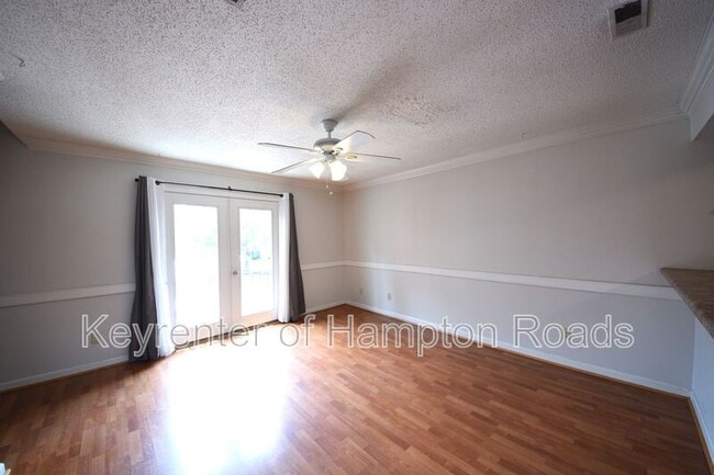 Building Photo - 20 Academy Ln