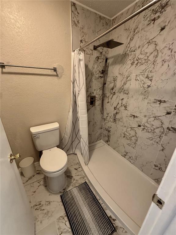 Building Photo - 7249 Parkside Villas Dr N