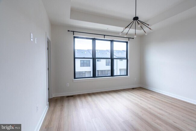 Building Photo - 17133 Hardisty Wy