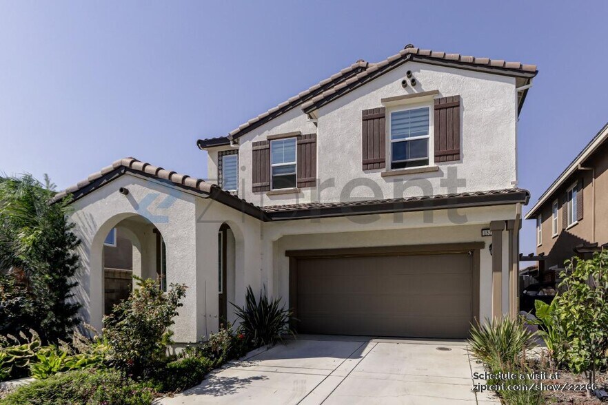 Building Photo - 1523 Oliveira Dr