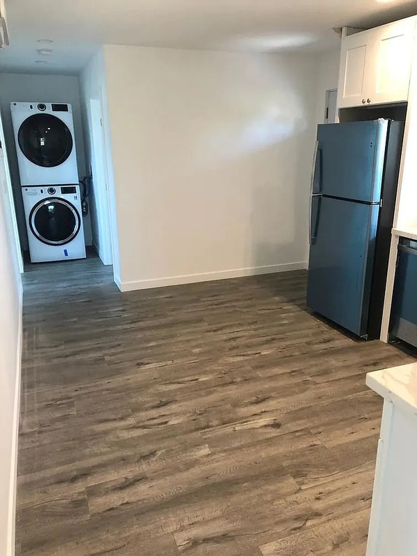 Building Photo - 6481 E El Roble St