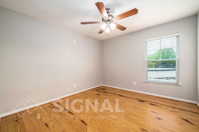 Building Photo - 4111 4th Ave S