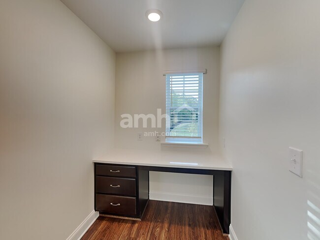 Building Photo - 3009 Hannah Rae Ct