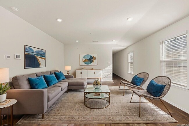 Building Photo - 3 Bedroom/2 Bath Redbird Ranch Subdivision