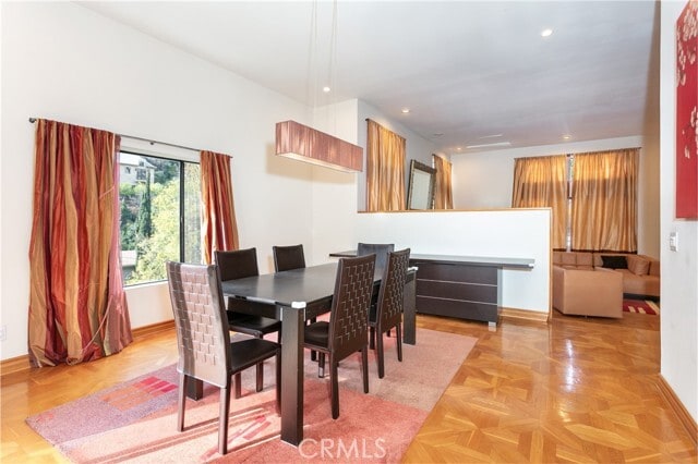 Building Photo - 3965 Alta Mesa Dr