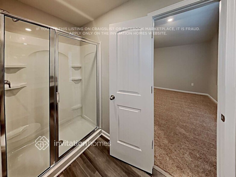 Building Photo - 129 Wellshire Dr