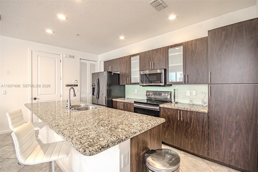 Building Photo - 1430 NW 48th Dr