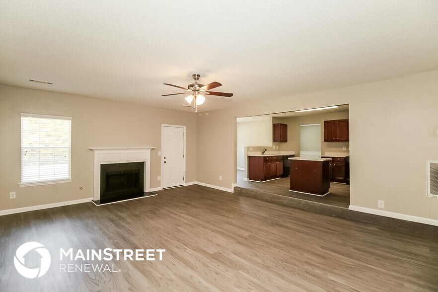 Building Photo - 4325 Holliday Rd