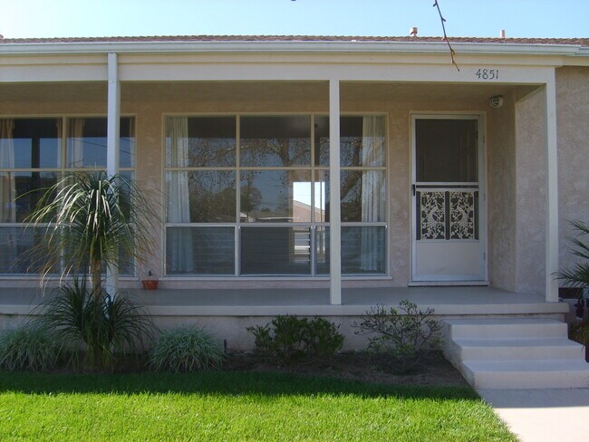 Building Photo - 4851 Iroquois Ave