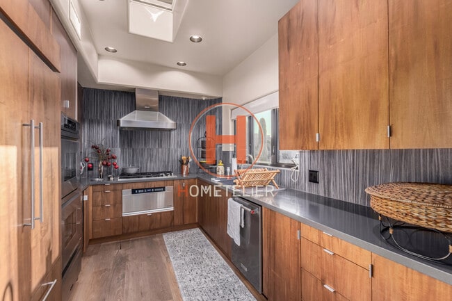 Building Photo - 6711 E Camelback-23