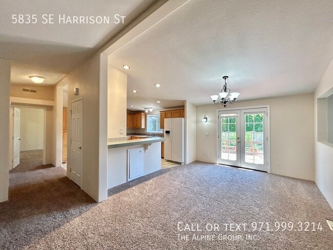 Building Photo - 5835 SE Harrison St