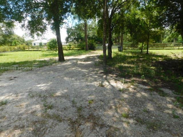 Building Photo - 551 Avenida Del Sur