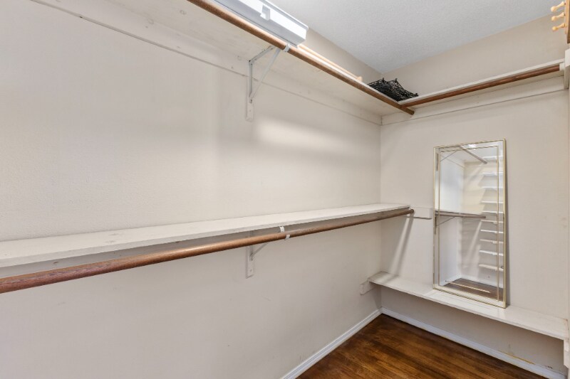 Building Photo - 5537 Lauretta St