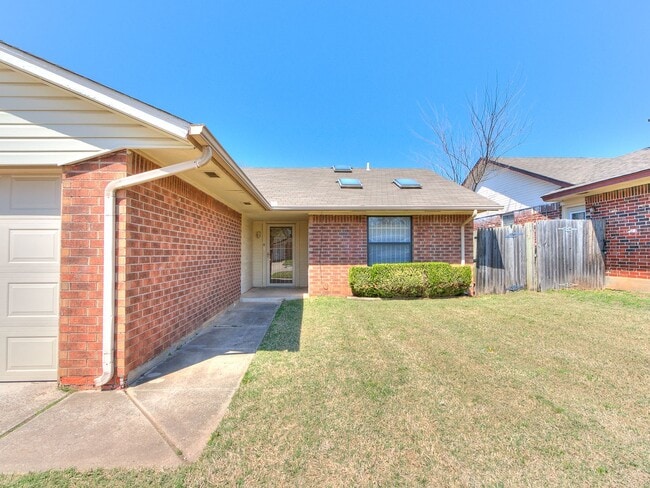Building Photo - 3 Bed/2 Bath Home in Midwest City