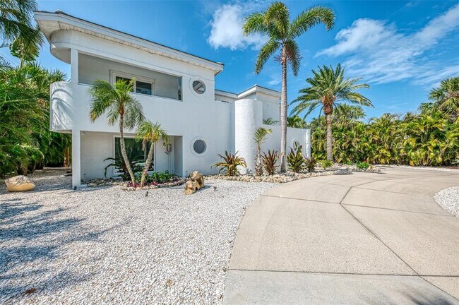 Building Photo - 412 Treasure Boat Way