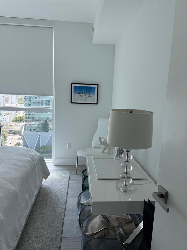 Building Photo - 1080 Brickell Ave
