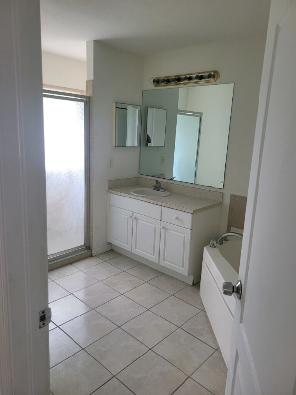 Building Photo - 2813 34th St W