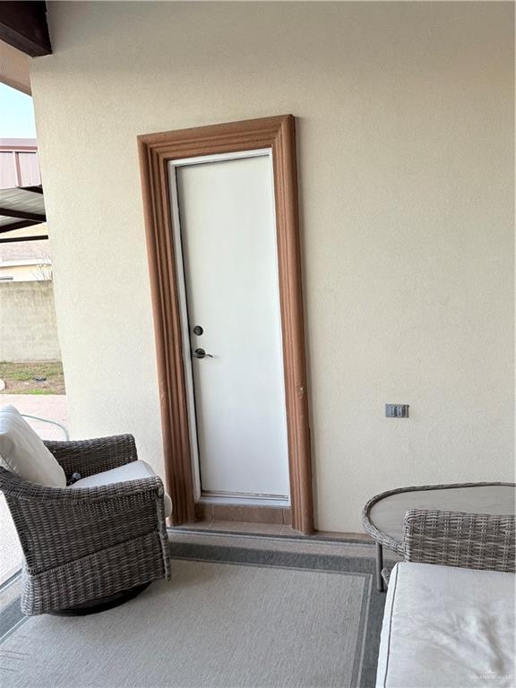 Building Photo - 20 River Crest St