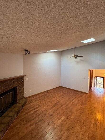Greatroom - 5510A TOWNSEND PL