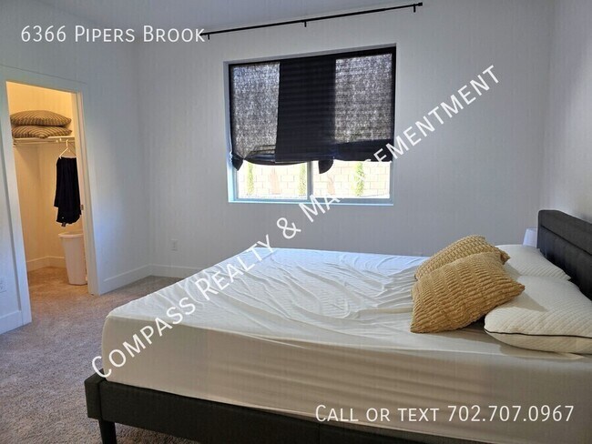 Building Photo - 6366 Pipers Brk Ln