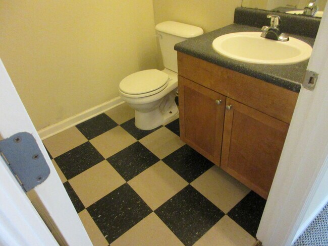 bathroom - 120 Yellowstone Dr