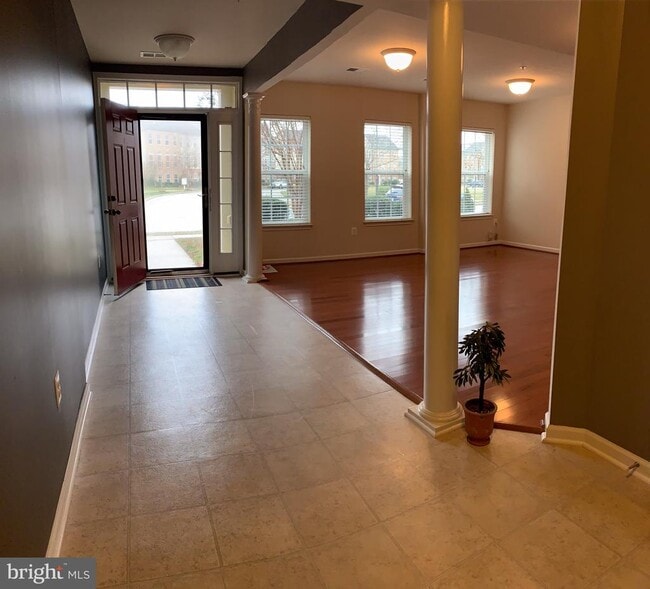 Building Photo - 2816 Admiral Ridge Rd