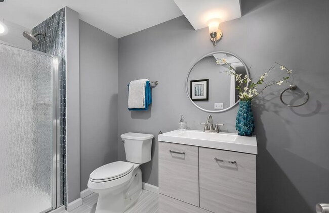 Building Photo - 622 Nancy Plz