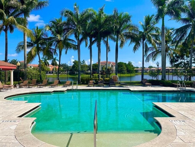 Building Photo - 4211 San Marino Blvd