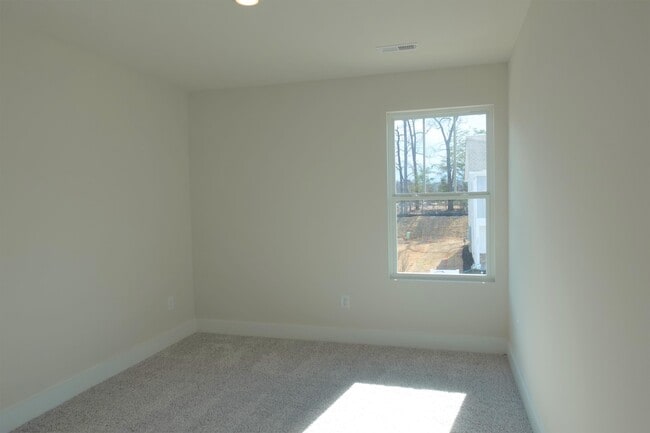 Building Photo - 100 Tramore Ln
