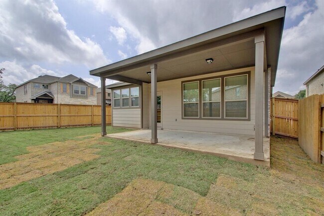 Building Photo - 1051 Kenney Fort Crossing