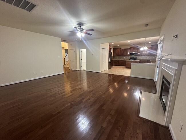 Building Photo - 320 Whitehurst Landing