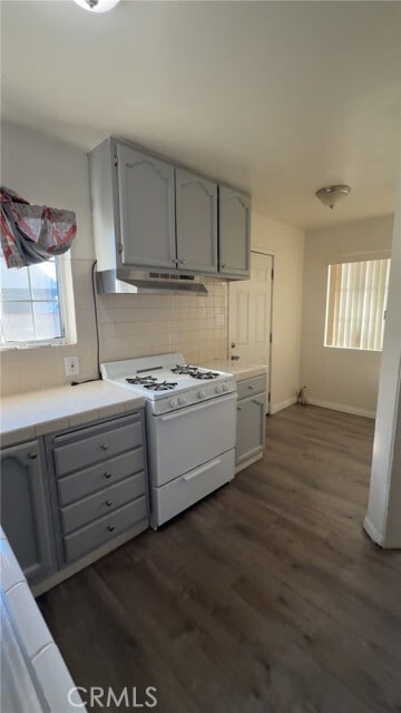 Building Photo - 8766 Tilden Ave