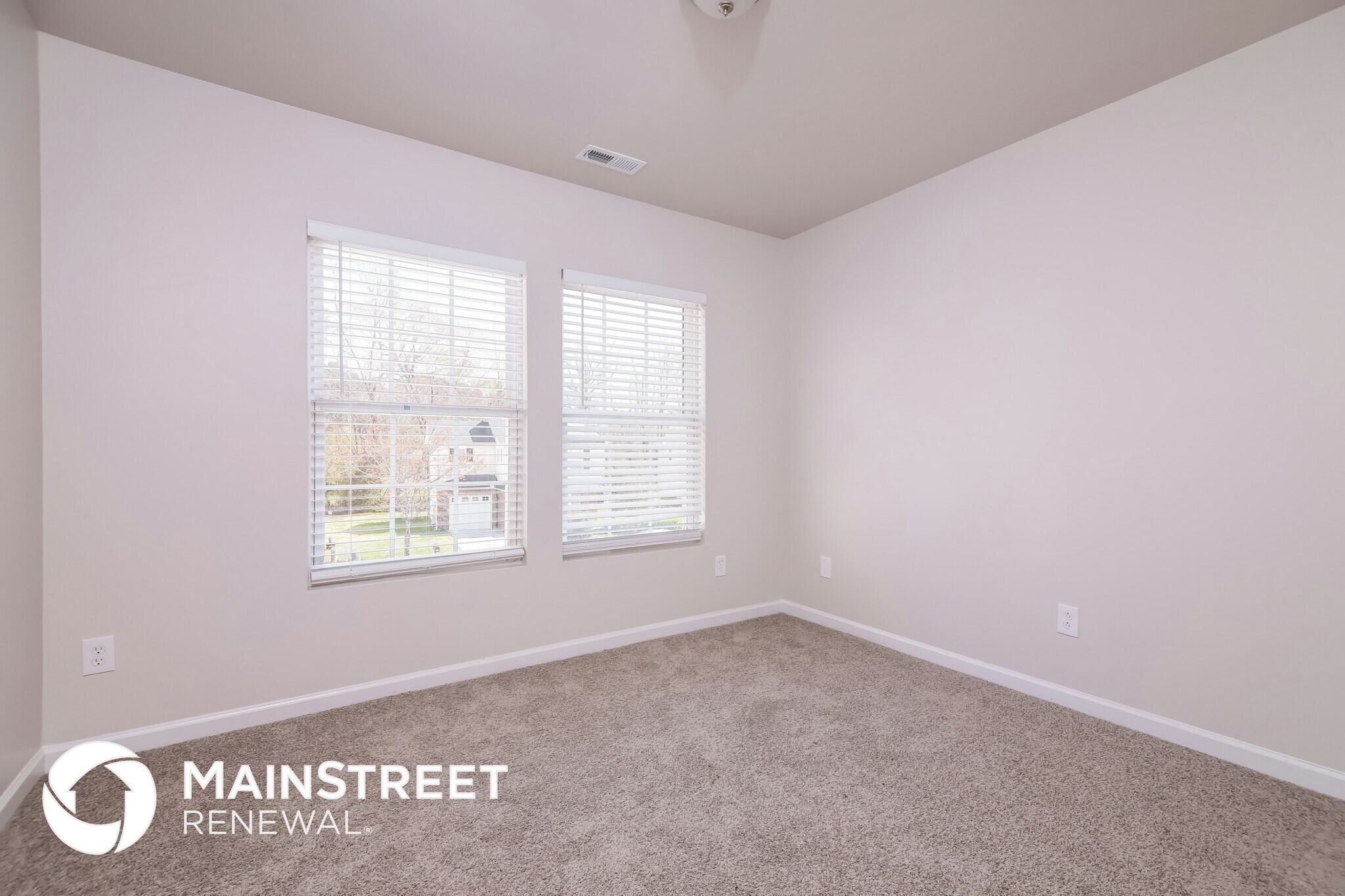 Building Photo - 3716 Tryon Ridge Dr