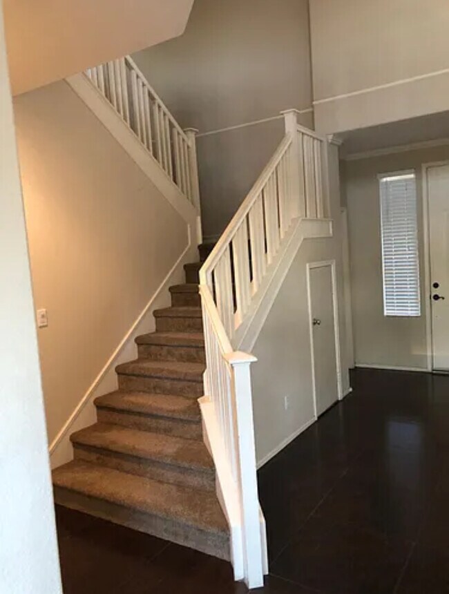 Building Photo - 29507 Desert Terrace Dr