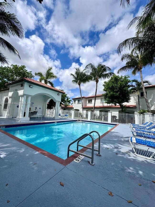 Building Photo - 8420 SW 150th Ave