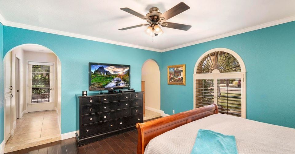 Building Photo - 101 W Tierra Buena Ln