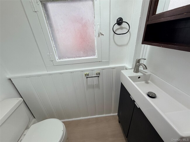 Building Photo - 184 Cleveland Ave