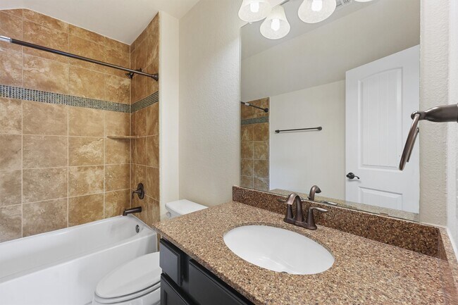 Building Photo - 13217 Green Hills Dr