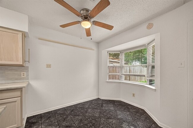 Building Photo - 16219 Rill Ln