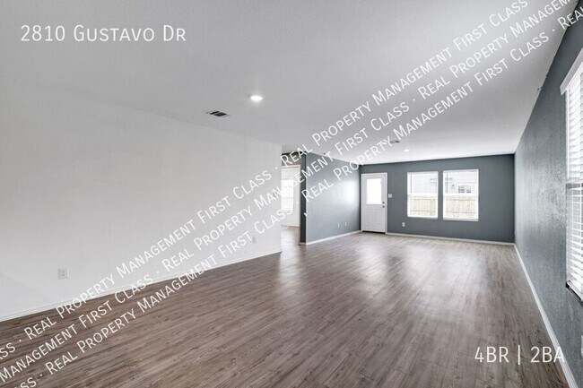 Building Photo - 2810 Gustavo Dr