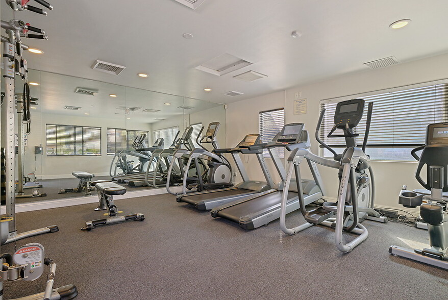 Building Photo - Mira Monte