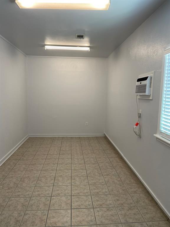 Building Photo - 2108 Zephyr Ln