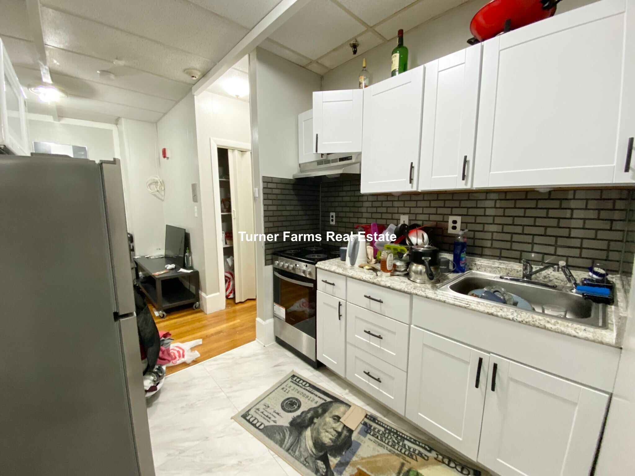 Building Photo - 879 Beacon St