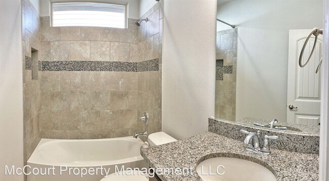 Building Photo - 3 br, 2 bath House - 1411 Pavilion Parkway