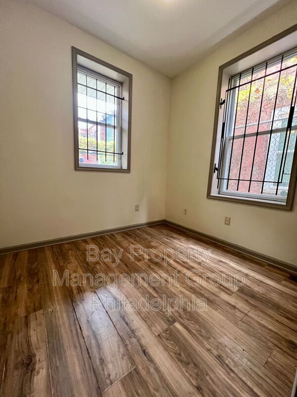 Building Photo - 1631 Edgley St