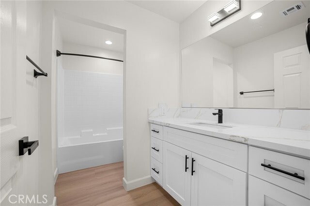 Building Photo - 900 S Hert St