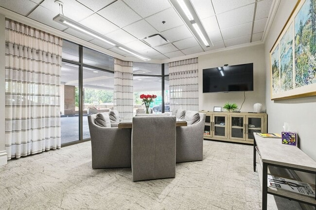 Building Photo - Welcome to Downtown Living with a view