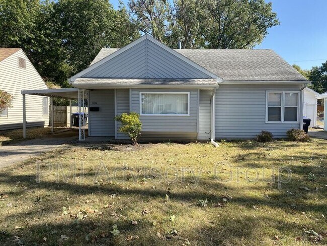 Building Photo - 2020 SW Atwood Ave
