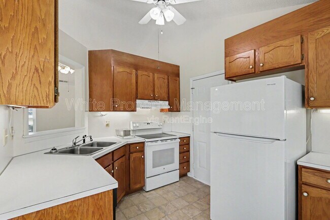 Building Photo - 4609 Falcon Chase Dr SW